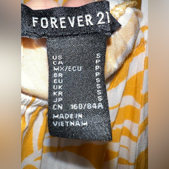 Dress - Picture 5 of 5